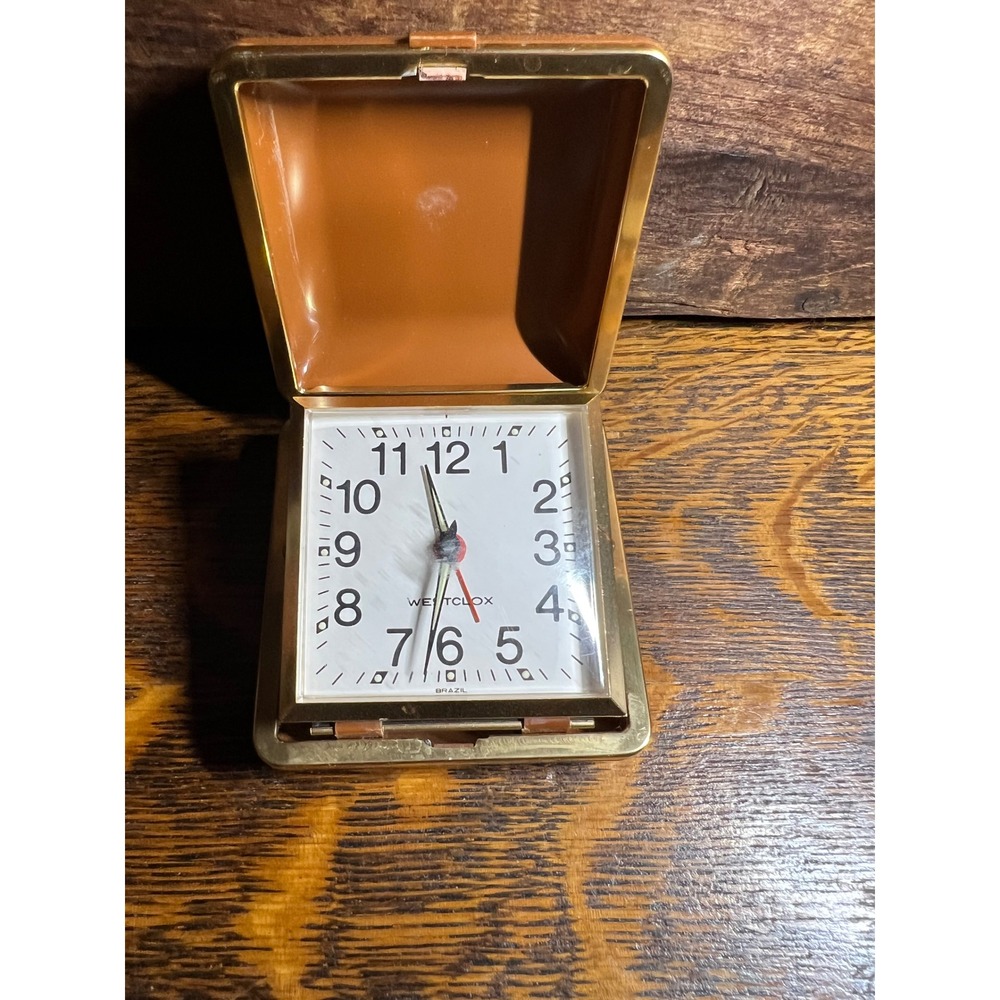 VTG Westclox Travel Alarm Clock Tan Clamshell Case Made in Brazil Wind Up READ